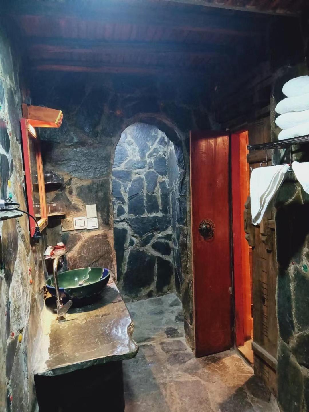 Shambhala Palace Hotel 라사 외부 사진