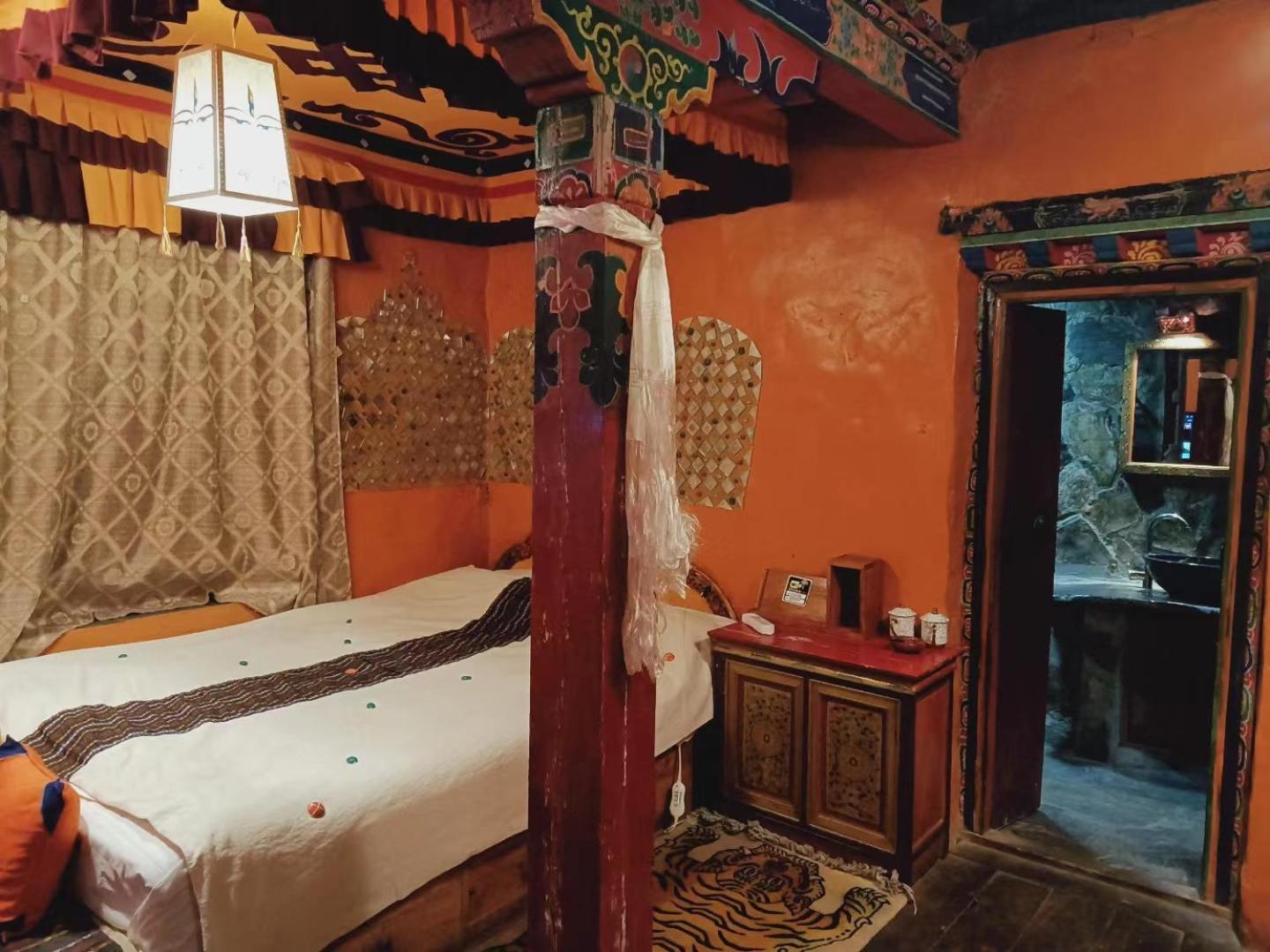 Shambhala Palace Hotel 라사 외부 사진