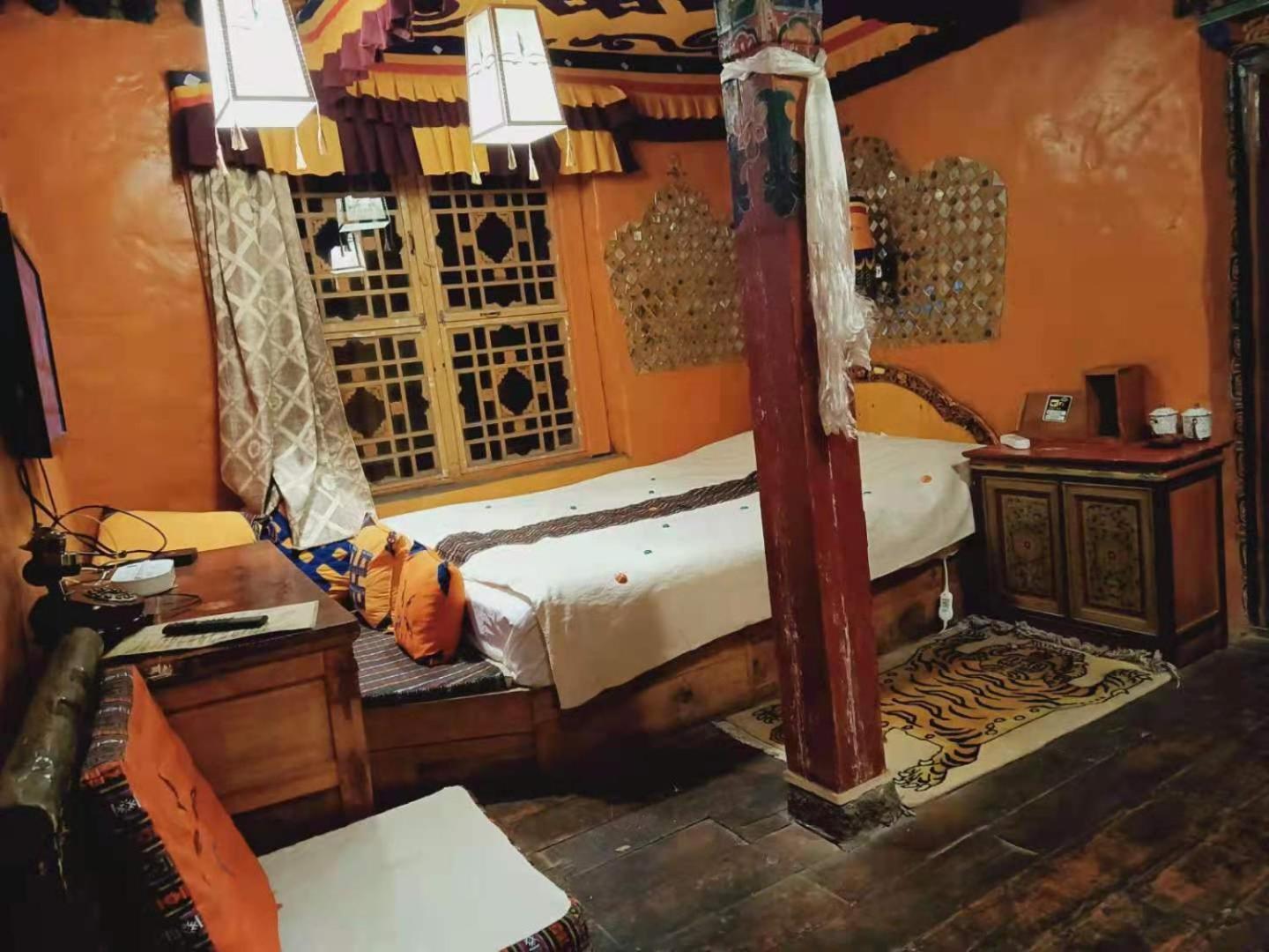 Shambhala Palace Hotel 라사 외부 사진