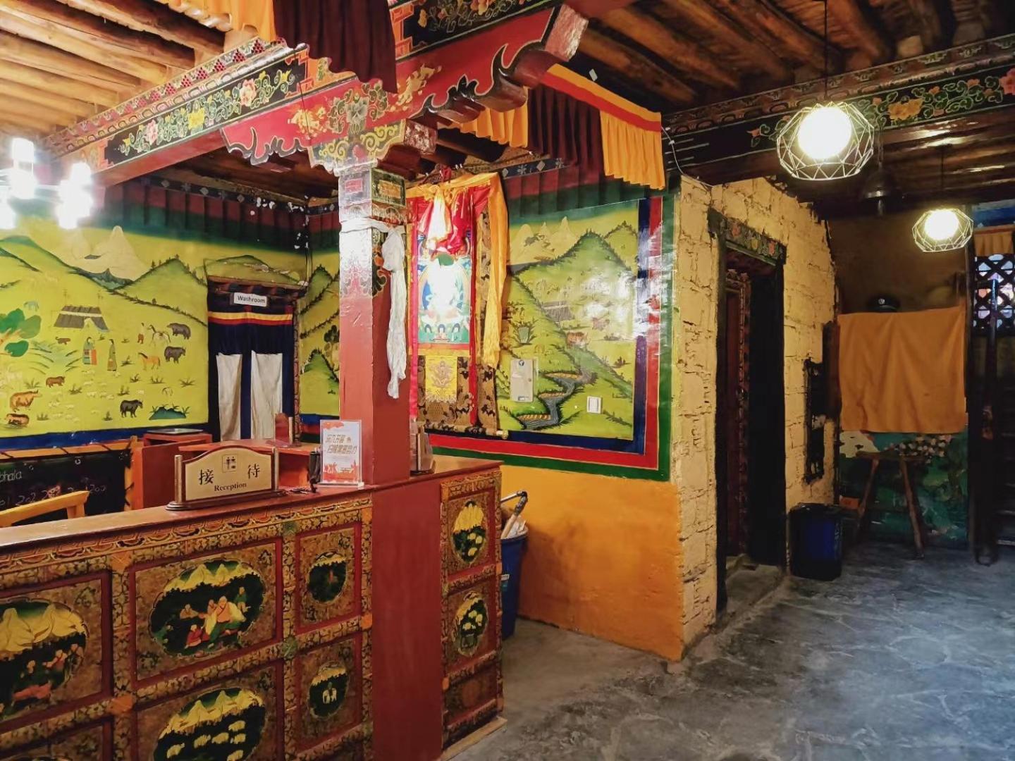 Shambhala Palace Hotel 라사 외부 사진